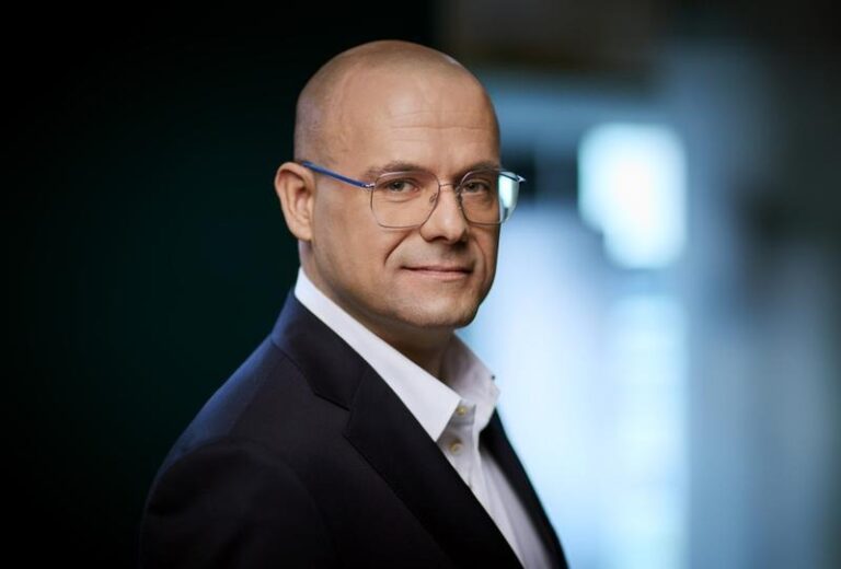 Skąd pochodzi imię Szymon? Odkryj fascynujące hebrajskie korzenie i ich znaczenie