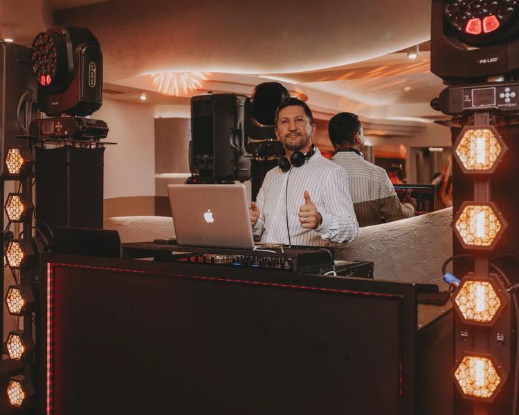 Ceny DJ-a na studniówkę